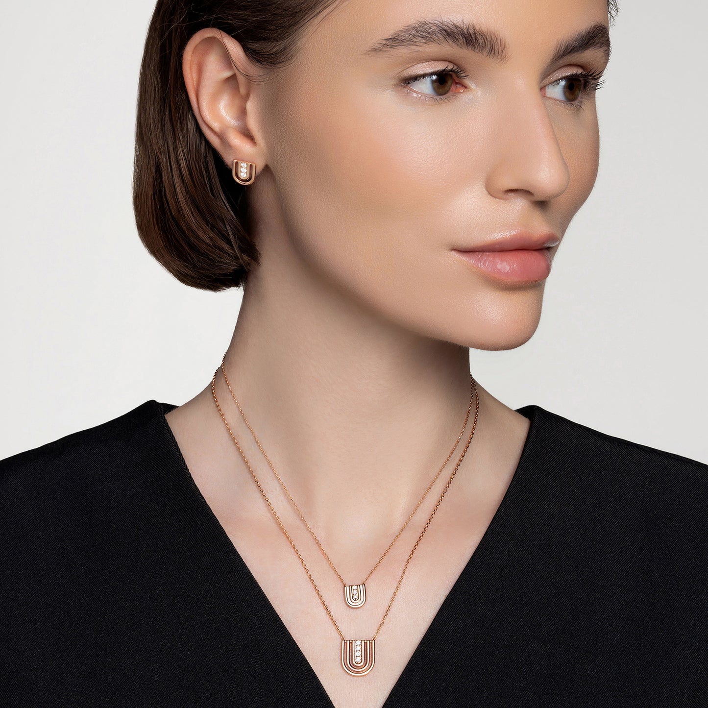 The Elevi Medium Earrings