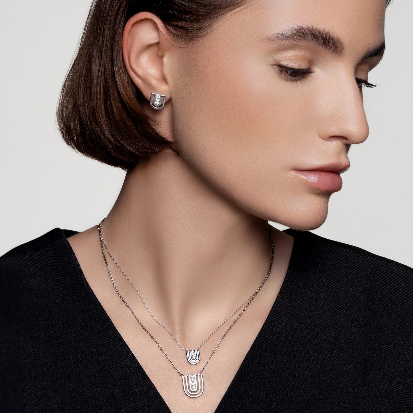 The Elevi Medium Pendant