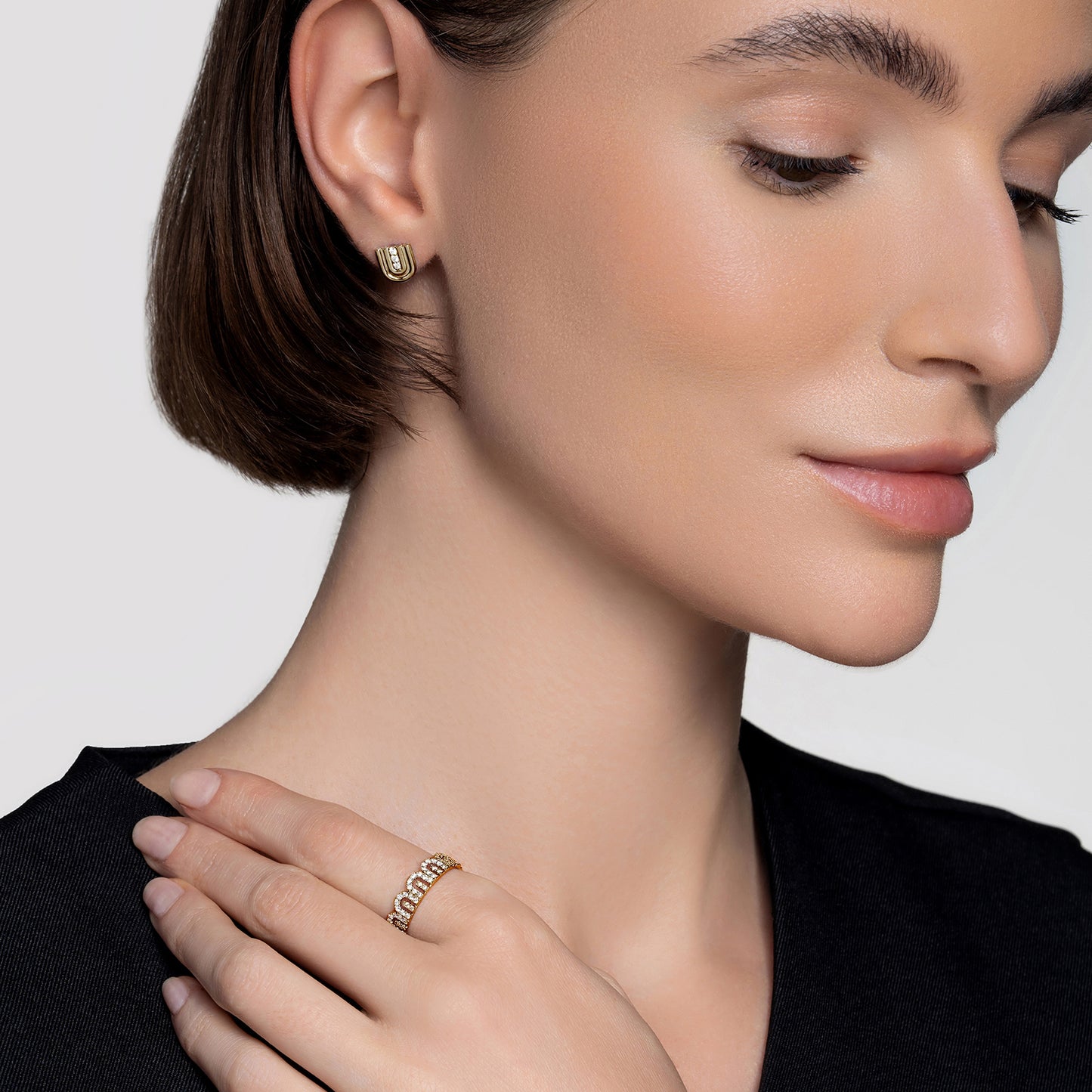 The Elevi Eternity Ring Pave